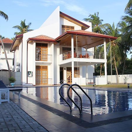 Bluewater Beach Resort Trincomalee Exterior foto