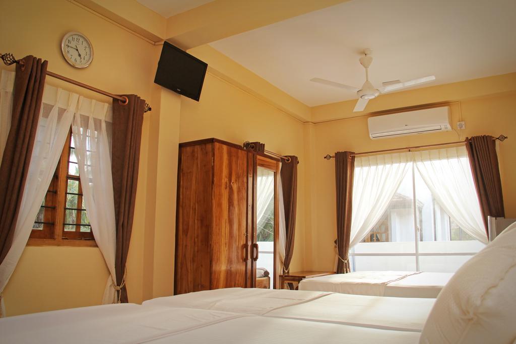Bluewater Beach Resort Trincomalee Habitación foto