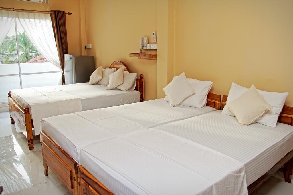 Bluewater Beach Resort Trincomalee Habitación foto